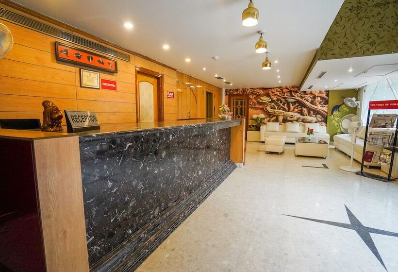 Отель Maru Casa