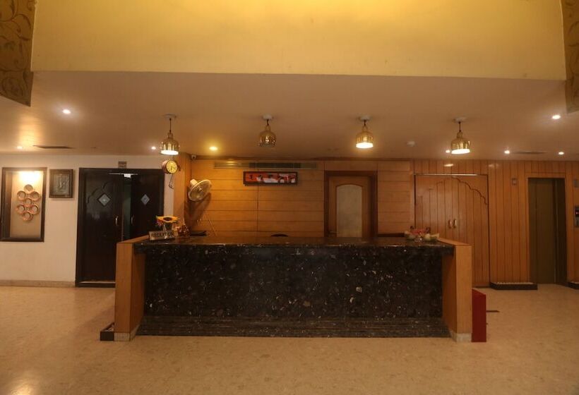 Отель Maru Casa