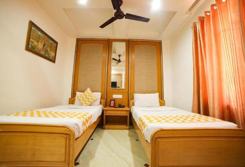 Отель Maru Casa