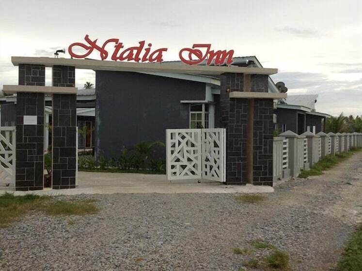هتل Ntalia Inn