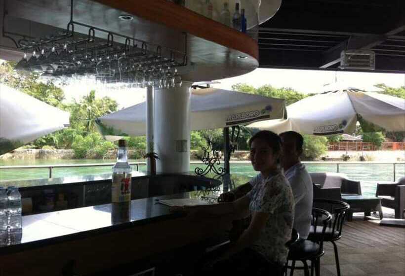 ホテル Papa Kit's Marina And Fishing Lagoon