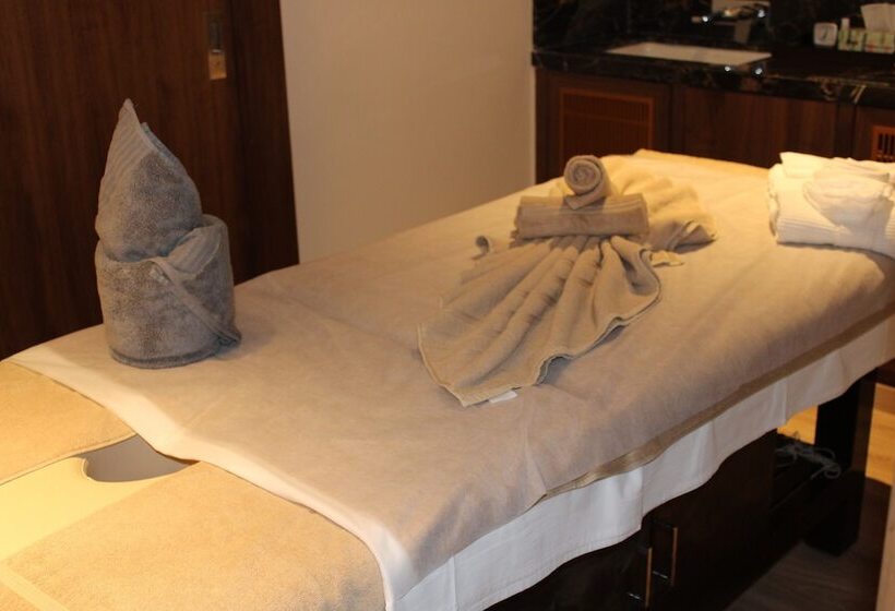 Отель Planet Hollywood