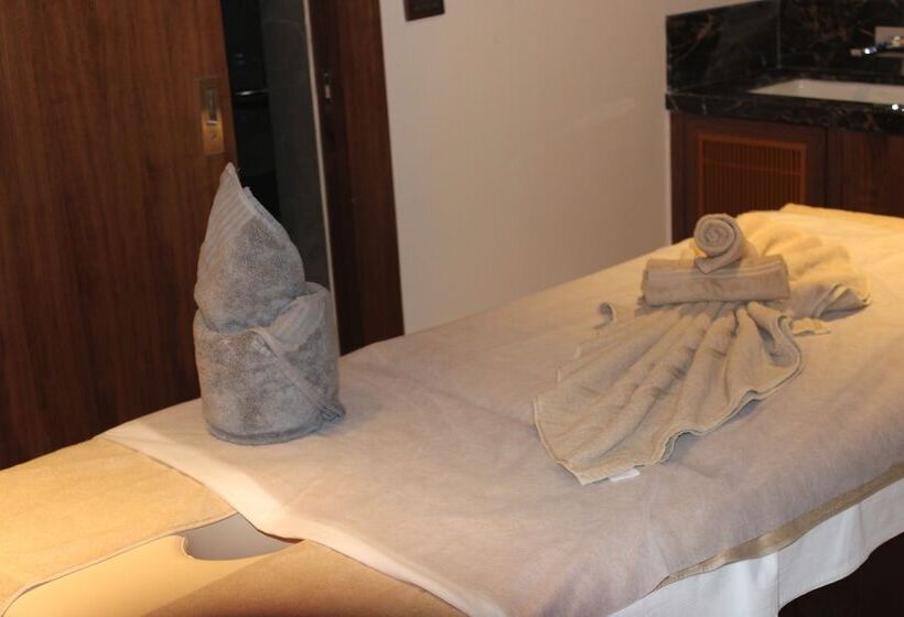 Отель Planet Hollywood