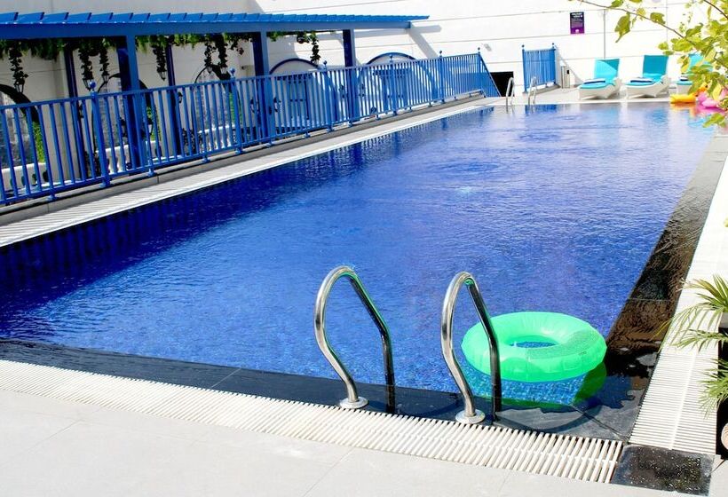 Отель Planet Hollywood