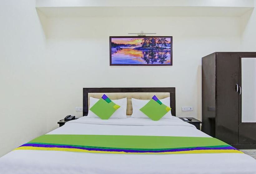 Hotel Treebo Amaya Inn Sector 72