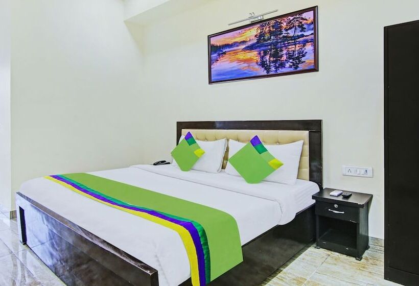 Hotel Treebo Amaya Inn Sector 72
