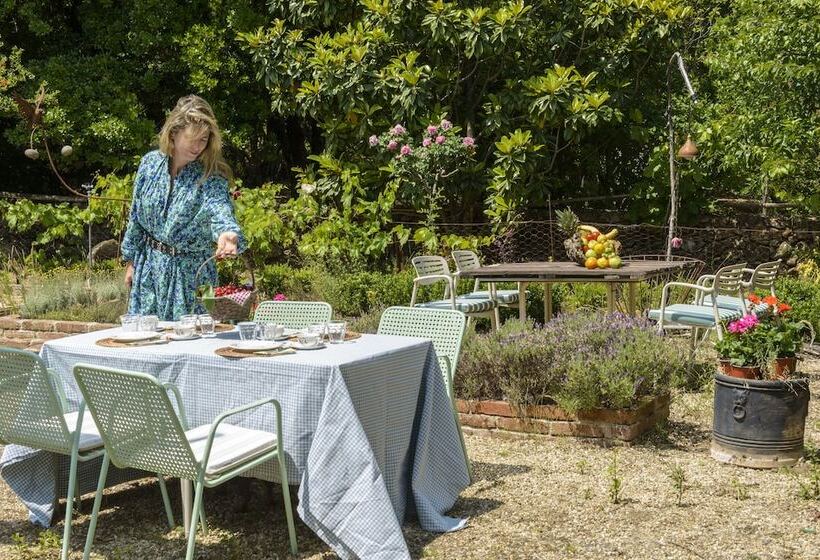 فندق Vaqueria Cantaelgallo   Habitacion El Castaño