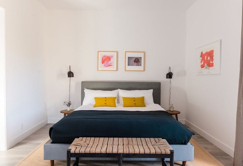 Julep By Avantstay Stylish 9 Br Estate W/ Mid Century Modern Decor