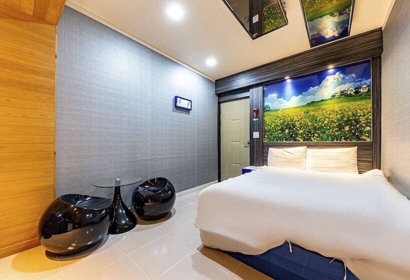 Motel Gwangju Sansudong Hwangto