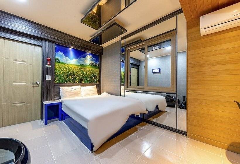 Motel Gwangju Sansudong Hwangto