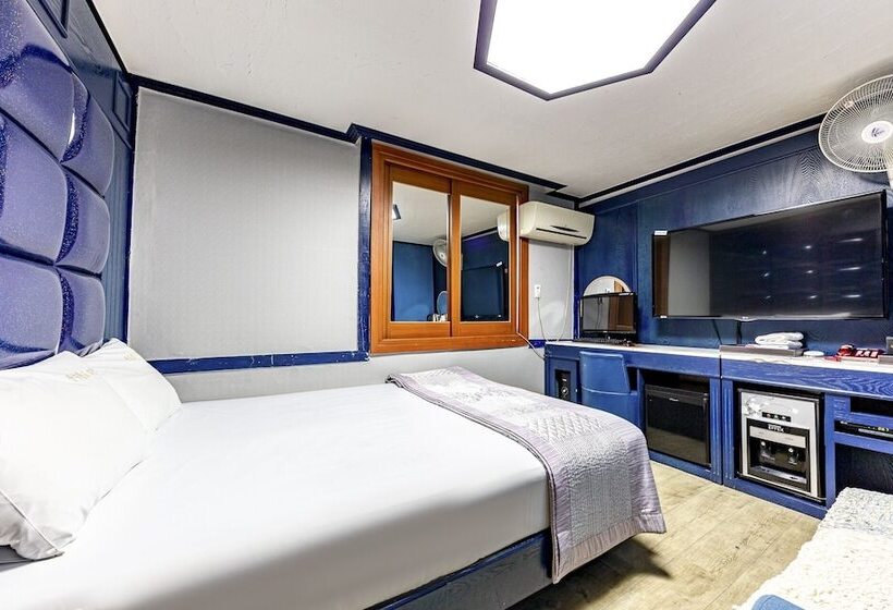 Motel Gwangju Sansudong Hwangto