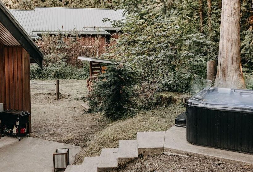 Mt Baker Lodging Cabin 79   Sleeps 8