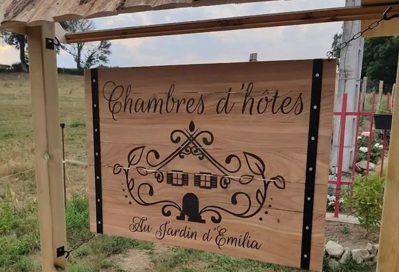 ペンション Au Jardin D'emilia