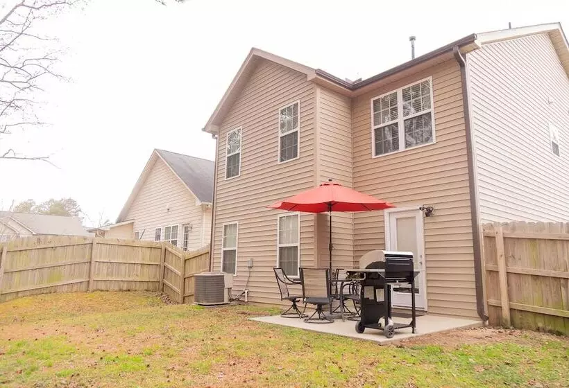 پانسیون Beautiful Home Away From Home