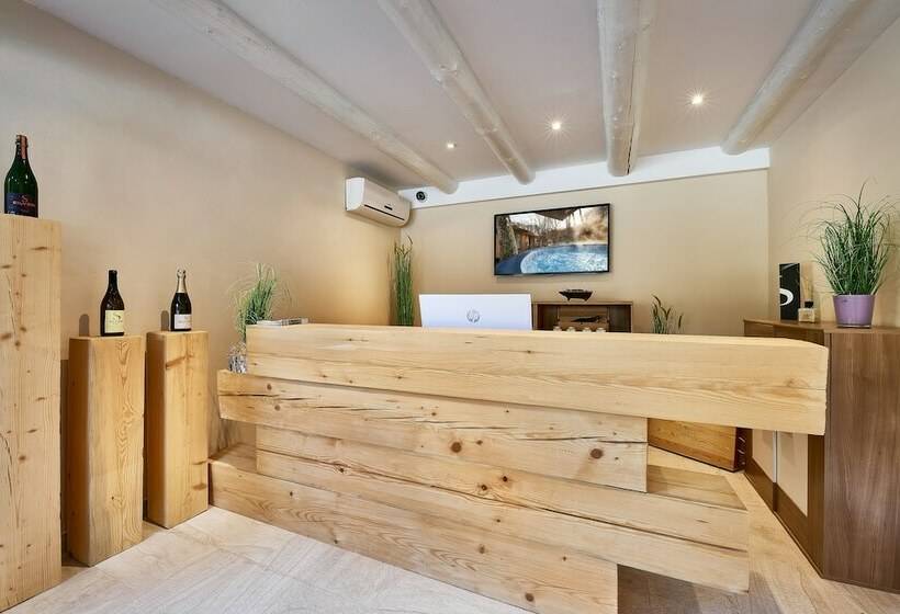 پانسیون Pikol Lake Village Premium Glamping