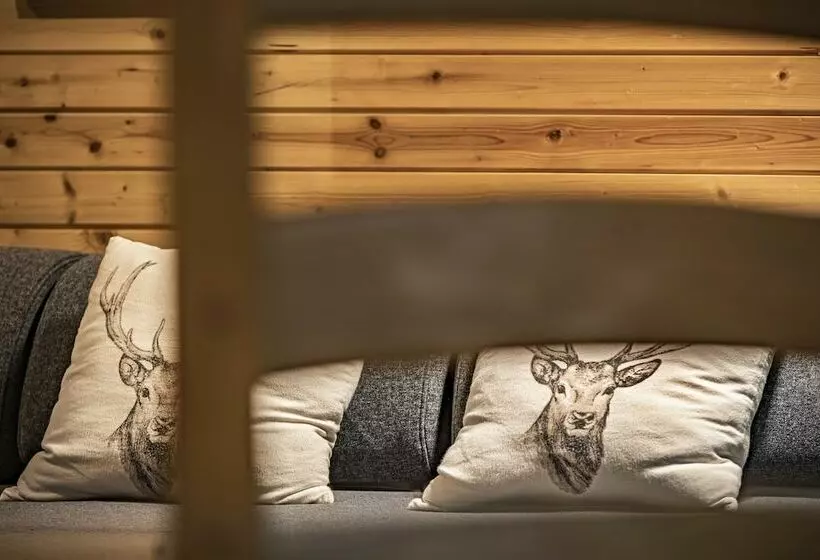 پانسیون Pikol Lake Village Premium Glamping