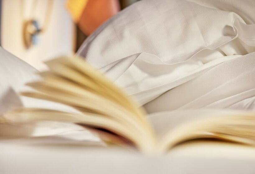 پانسیون Pikol Lake Village Premium Glamping