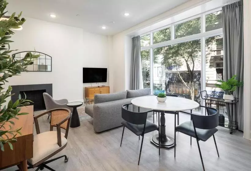 Sosuite At French Quarters   Rittenhouse Square
