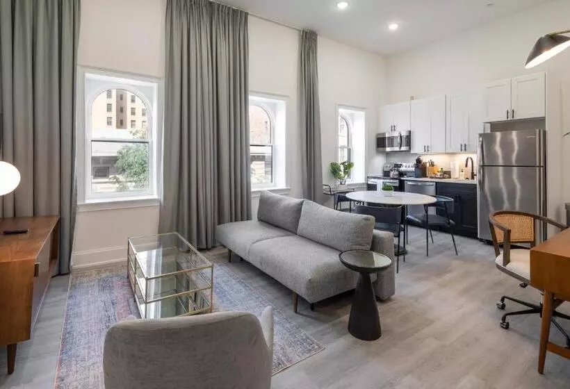 Sosuite At French Quarters   Rittenhouse Square