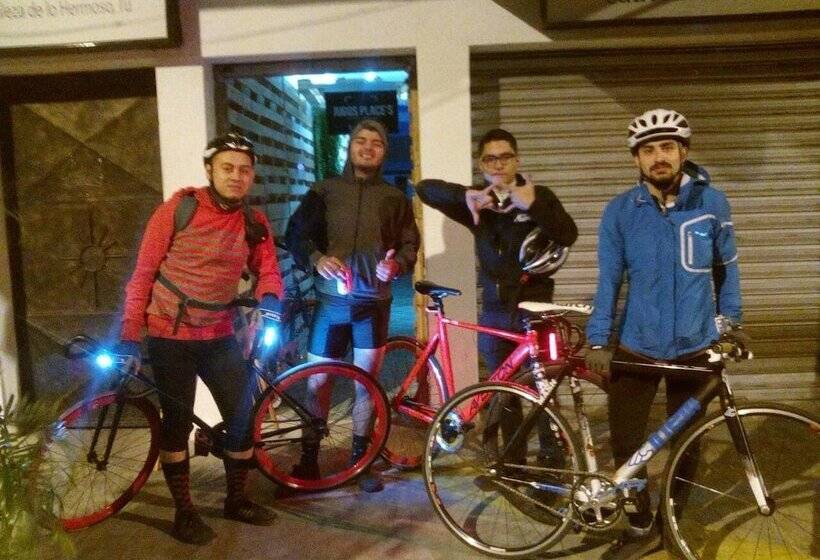 هاستل Luxury 24