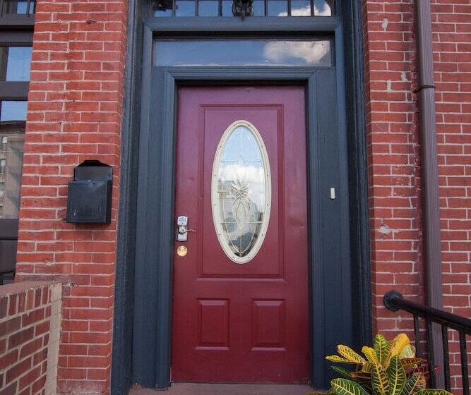 צימר Saint Nicholas Inn Guesthouse