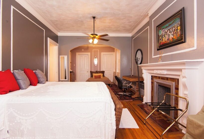 צימר Saint Nicholas Inn Guesthouse