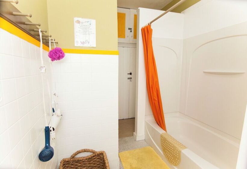 צימר Saint Nicholas Inn Guesthouse