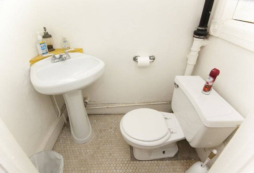 צימר Saint Nicholas Inn Guesthouse