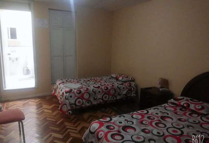 Hostal Noches De Quito
