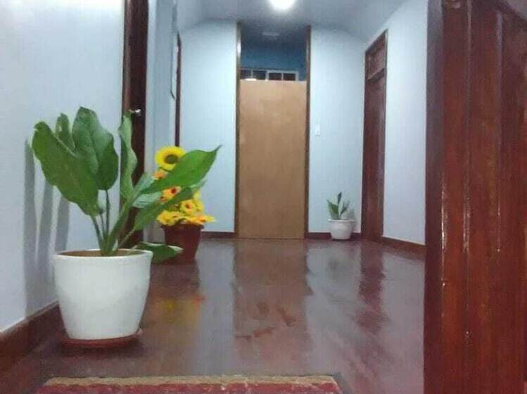 هتل Cheers Chill Spot