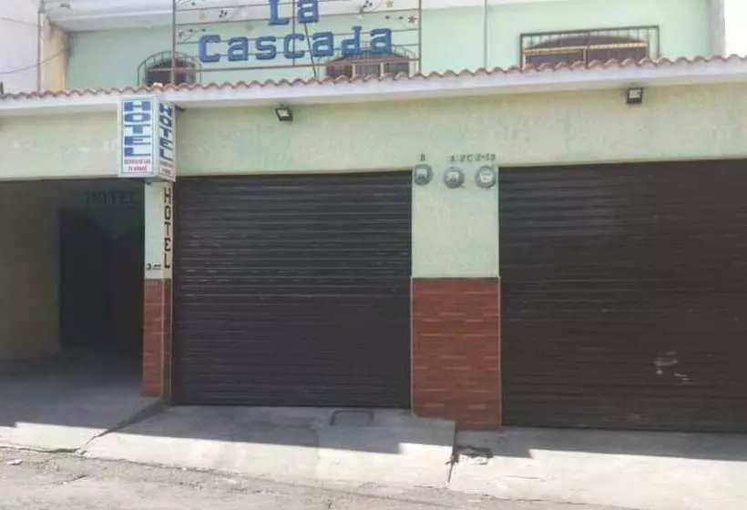 هتل La Cascada