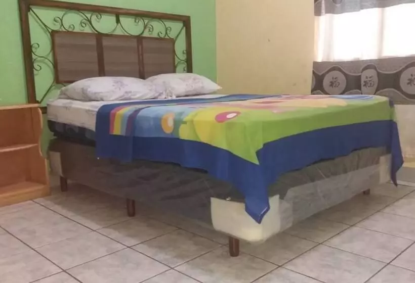 هتل La Cascada
