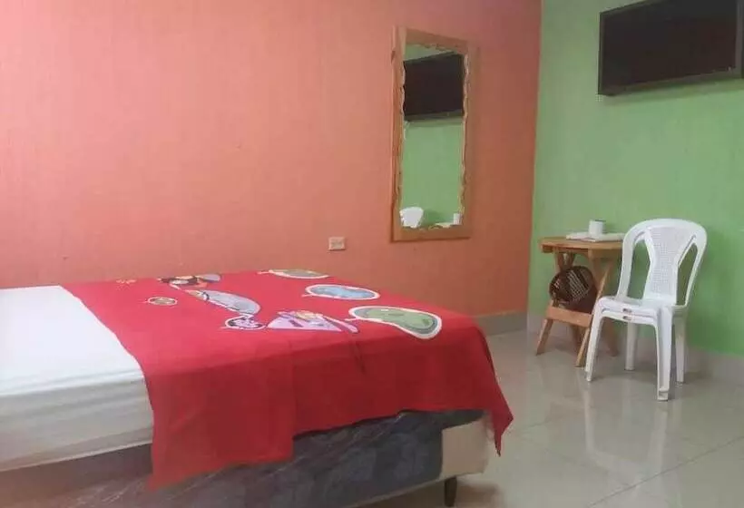 هتل La Cascada
