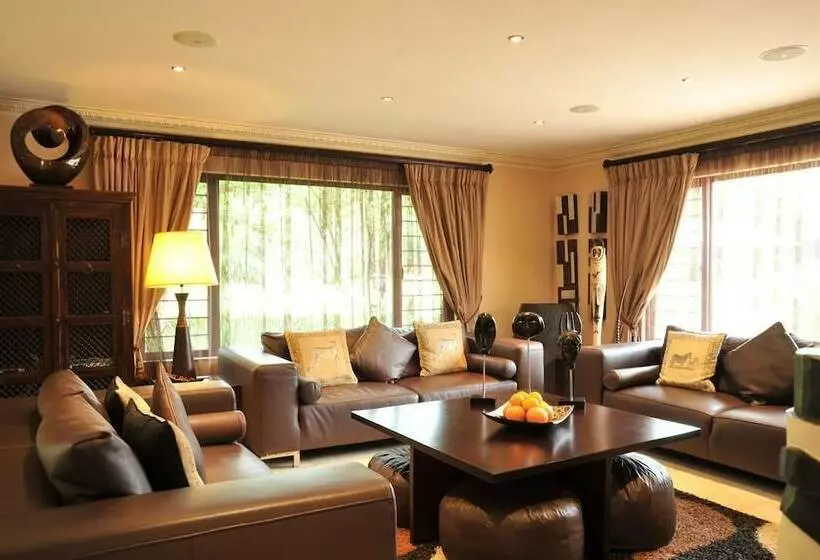 Hotelli Legodimo Game Lodge