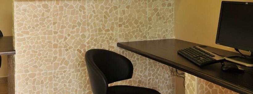 Hôtel Legodimo Game Lodge