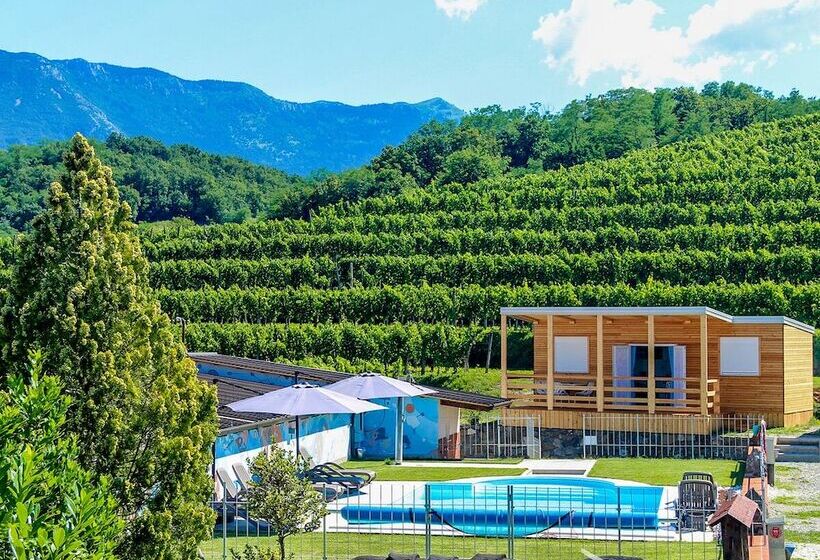 هتل Saksida Holiday Park