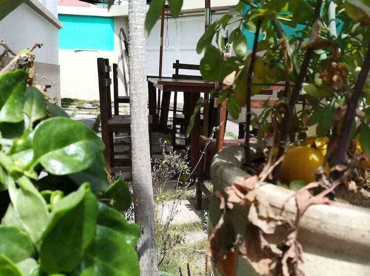 La Arena Bed & Breakfast