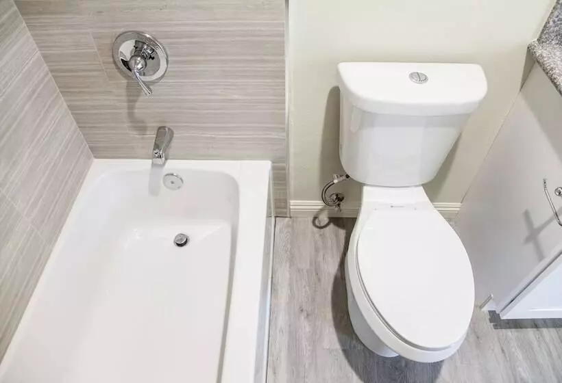 Los Angeles Extended Stay Hostel