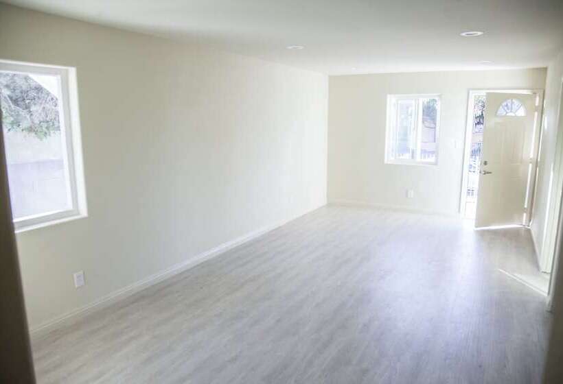 Los Angeles Extended Stay Hostel