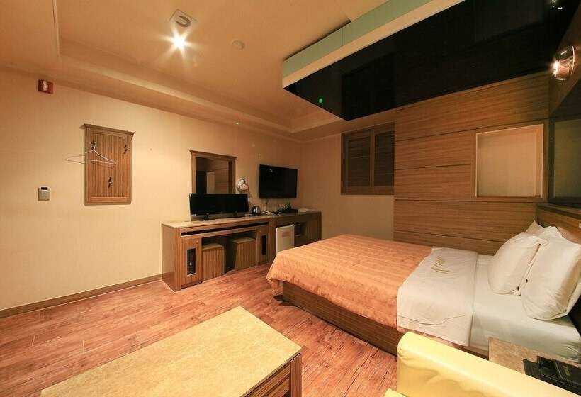 Мотель Nowon V