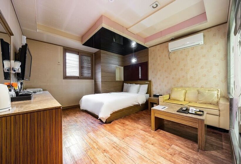 Мотель Nowon V