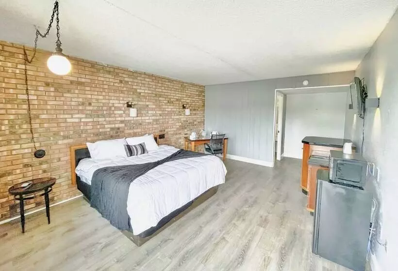 モーテル Penn Lodge Hotel & Suites