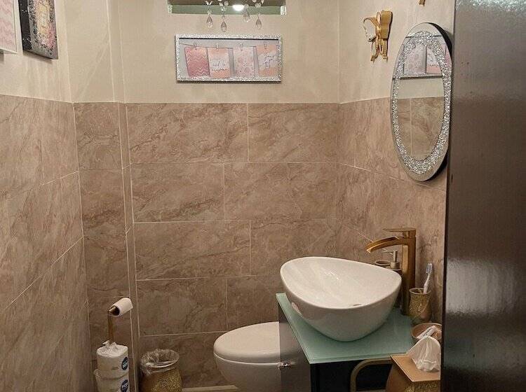 پانسیون Casa Of Essence