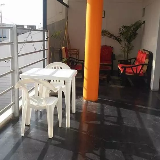 ペンション Hospedaje El álamo Playa Pulpos