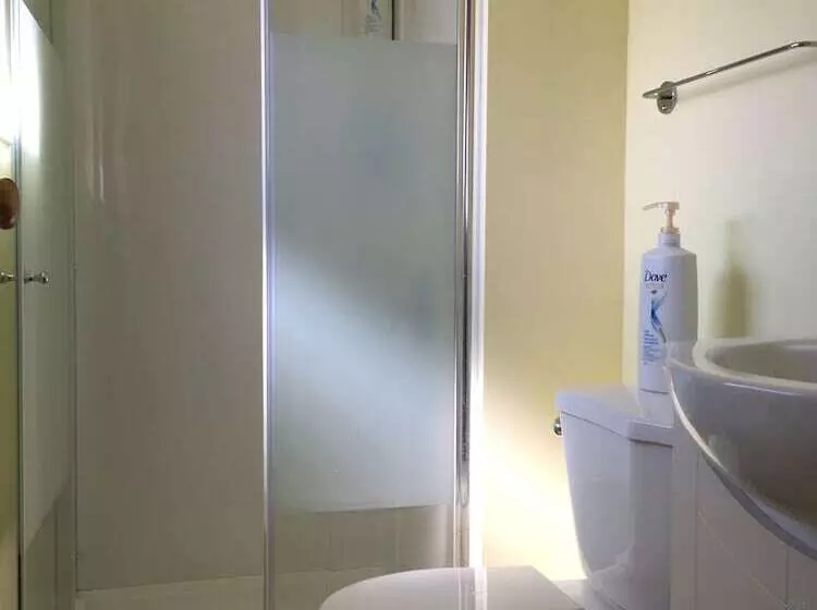 Majatalo Lucy Star Home By Elevate Rooms