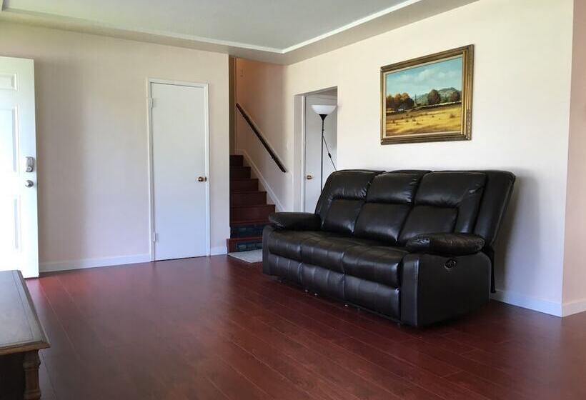 Pansiyon Lucy Star Home By Elevate Rooms