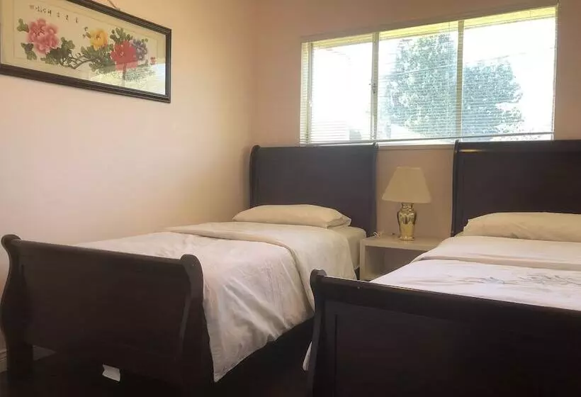 Majatalo Lucy Star Home By Elevate Rooms