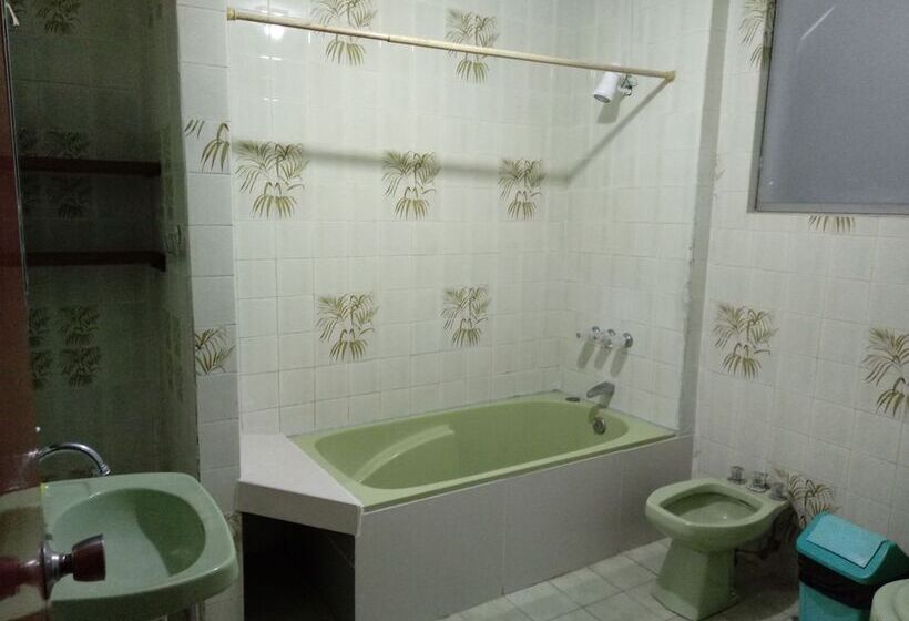 پانسیون Sucexco