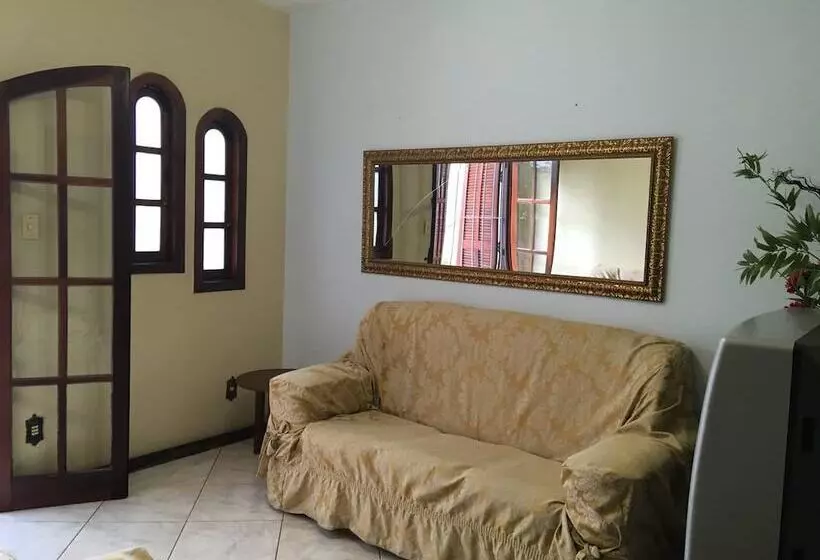 Plácido Hostel