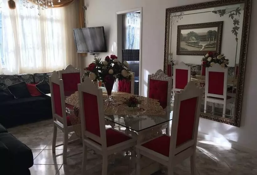 Plácido Hostel